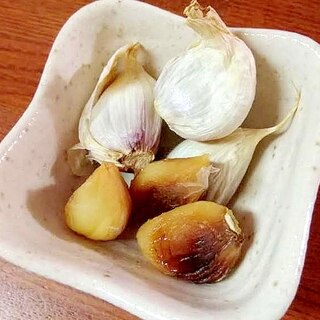 ●超簡単＆濃厚♪トースターパンで2種のにんにく焼●